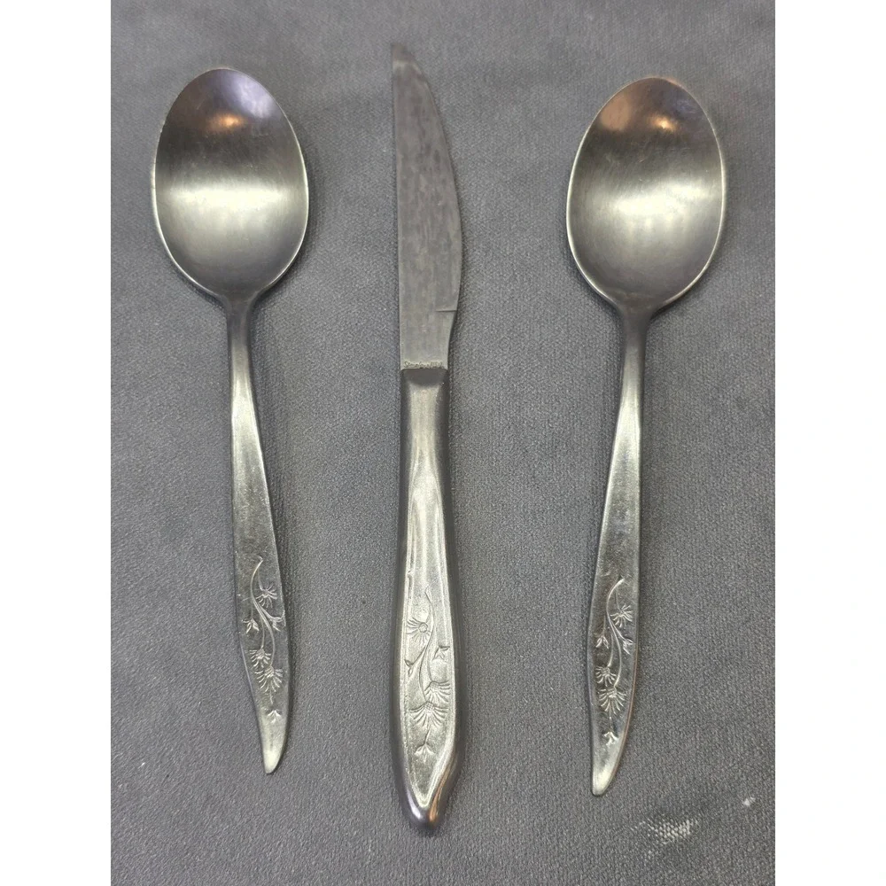 Tradition Misty Isle Stainless USA Flatware Set 2 Spoons 1 Knife Floral Etched